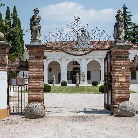 Le Di Ca Zenobio Guest house Castagnole